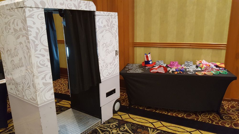 PHOTO BOOTH EVENT 2
